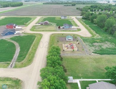 217 S Prairie Dr, Hankinson, ND, 58041