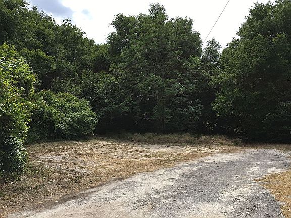 Total Land Area 20,004 sq ft