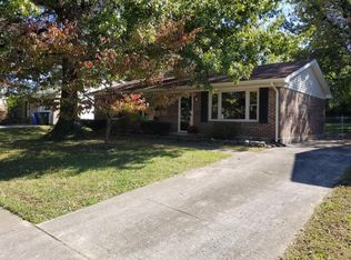 640 Elk Lake Dr, Lexington, KY 40517