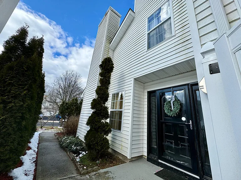 226 Moses Milch Dr — Photo 6