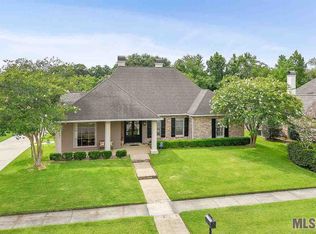 17870 Heritage Estates Dr, Baton Rouge, LA 70810