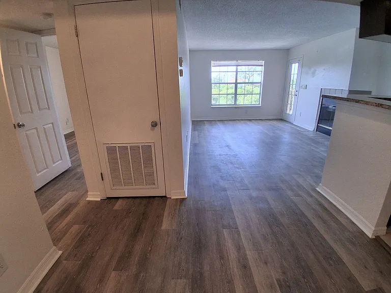 10200 Gandy Blvd N #514 — Photo 11