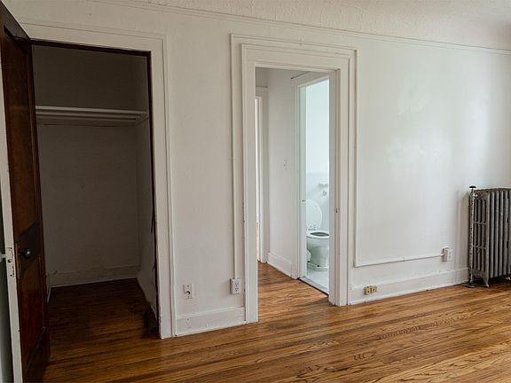 2nd image of 1780 Van Dyke St APT 104