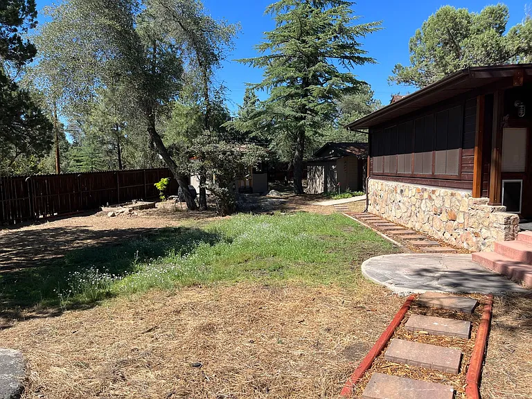 318 Sunset Park Dr — Photo 33