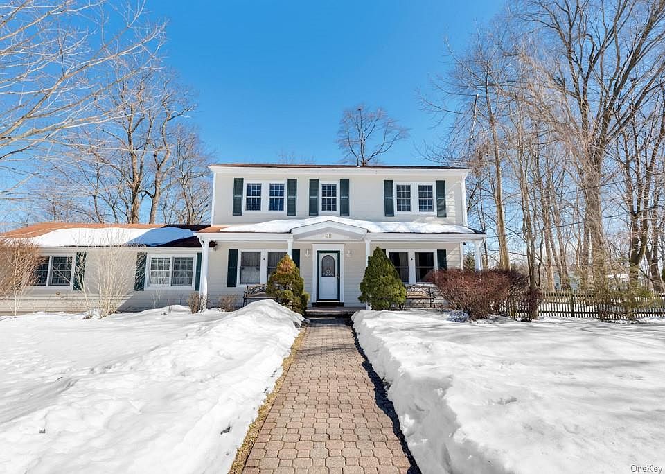 1st image of 98 Westminster Dr