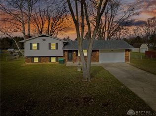 8831 Twincreek Dr, Franklin, OH