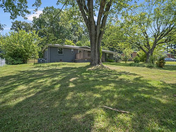 4th image of 202 Yorktown Rd