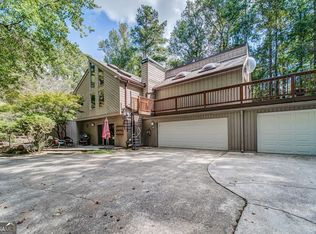 4012 Spalding Holw, Norcross, GA 30092
