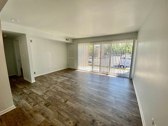 3rd image of 334 Jarvis Ave #108