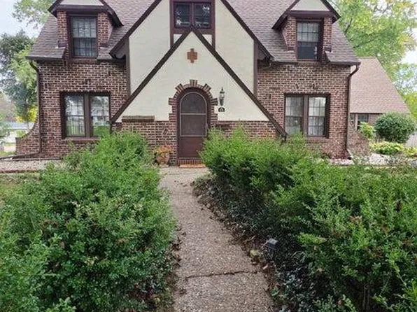 175 S Ridgeway Dr, Battle Creek, MI 49015