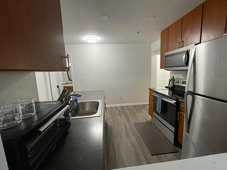 1435 India St #307 — Photo 8