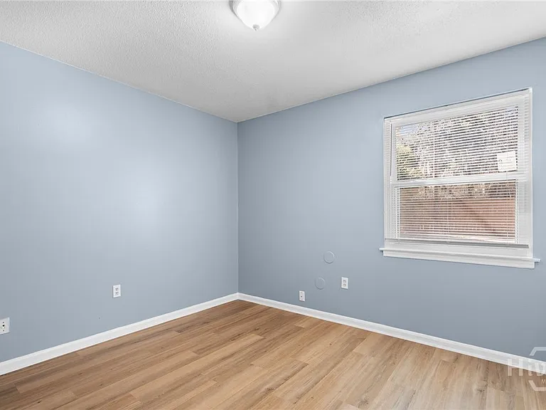2511 Oak Forest Dr #B — Photo 10