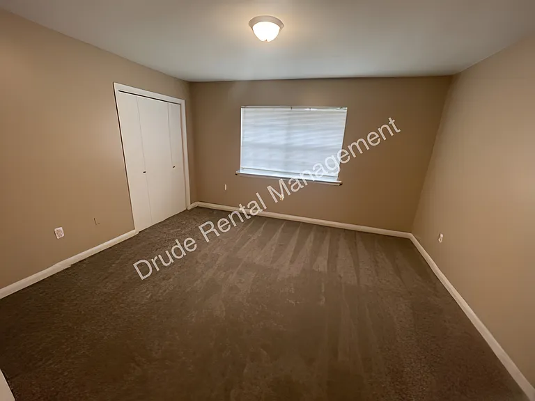 44051 Stein Rd #2 — Photo 6