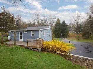 163 Huntingtown Rd, Newtown, CT 06470