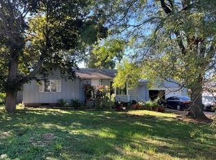 4300 NE 27th St, Des Moines, IA 50317