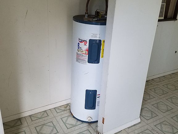 Water Heater in Guess House