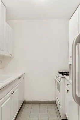 Sold by Compass | media 7