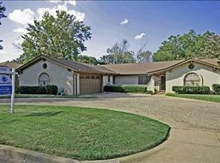 1015 Briarcreek Dr, Arlington, TX 76012