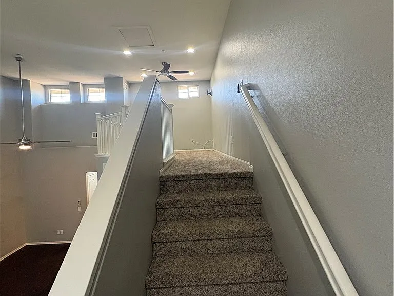 29130 Portland Ct — Photo 17