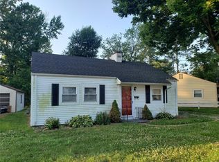 1213 Bel Aire Dr, Belleville, IL