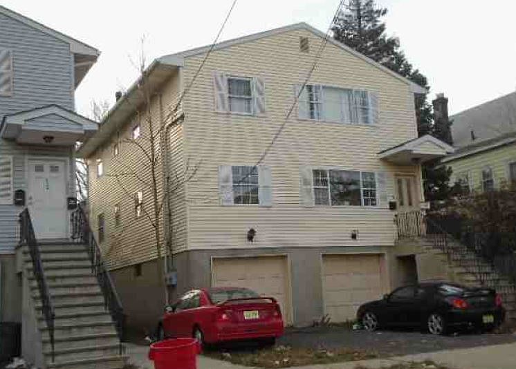 2nd image of 154 Fulton St