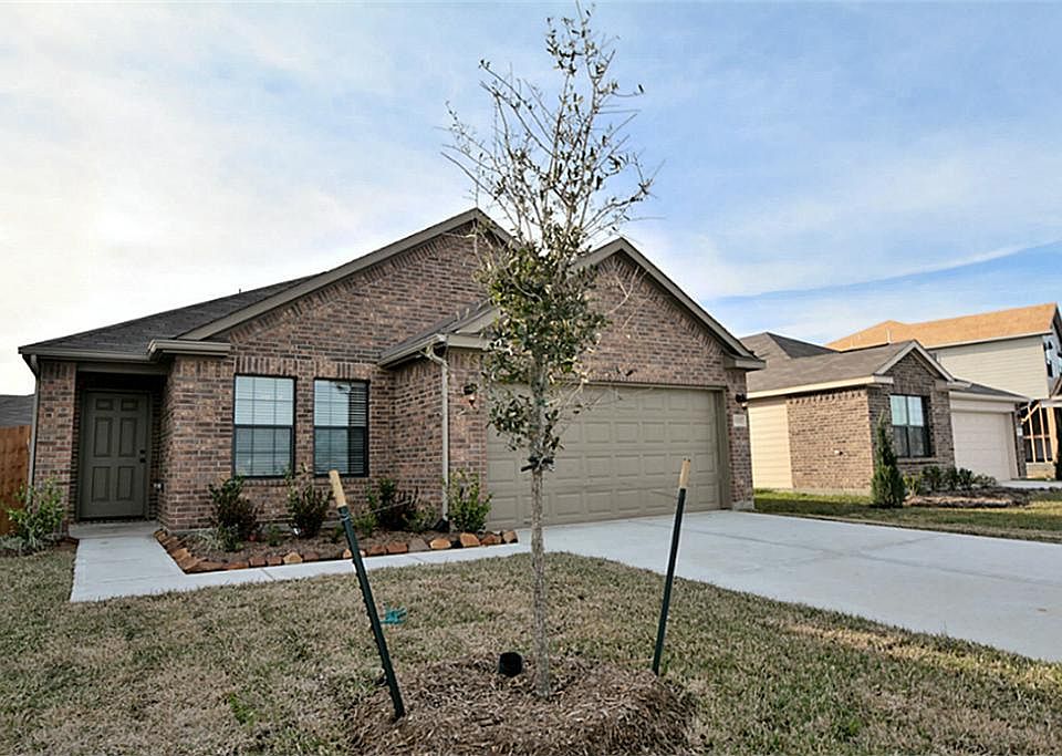 1st image of 5615 Armillary Dr
