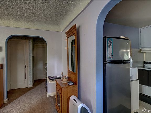4th image of 4309 E J St