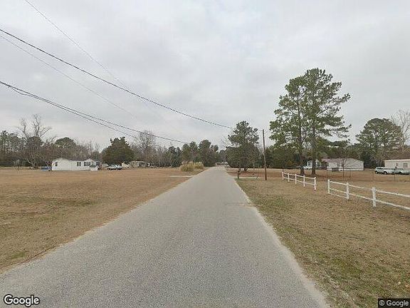 Exterior Neighborhood (street photo)