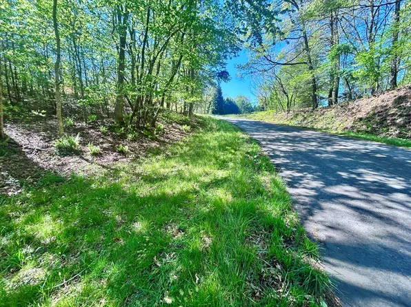 160 McGaha Rd, Franklin, NC 28734