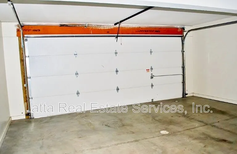 1031 NW Willow Dr — Photo 13