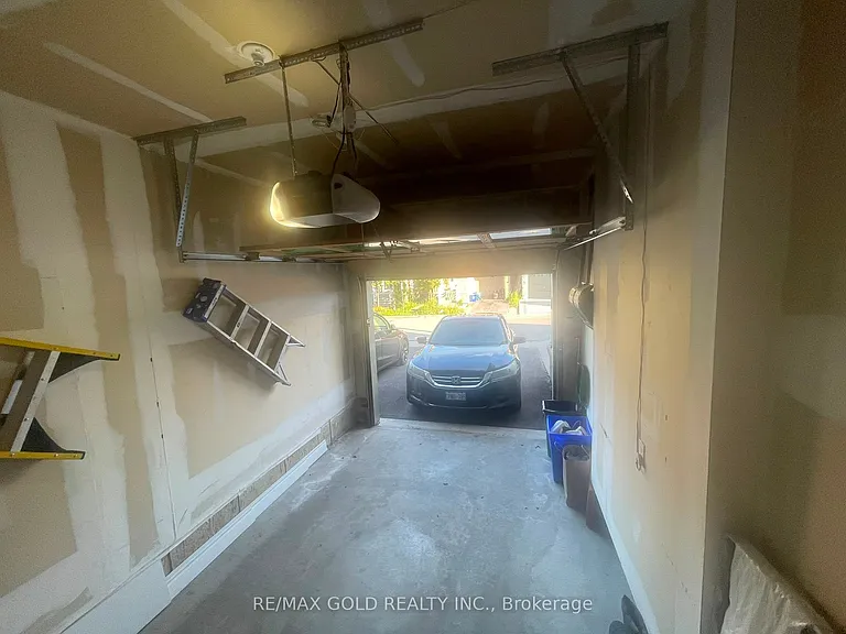 20 Kincaid Ln — Photo 5