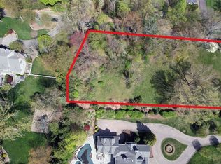 207 Wearimus Rd, Ho Ho Kus, NJ 07423