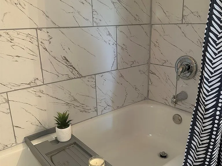 3434 Dartmouth Field Ln — Photo 4