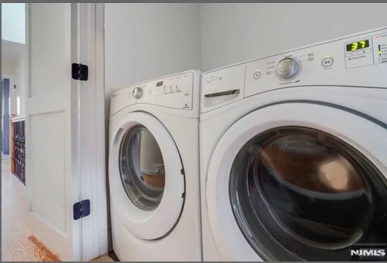 415 Westview Pl — Photo 17