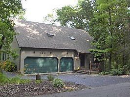 Home for Sale in Valparaiso, Indiana $279,957