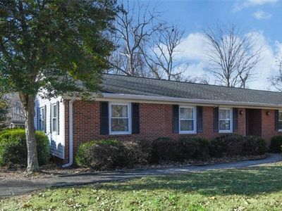 3008 Harnett Dr, Greensboro, NC, 27407