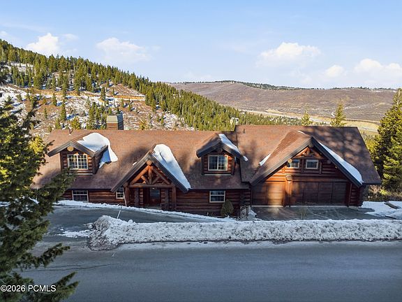 2nd image of 490 Matterhorn Dr