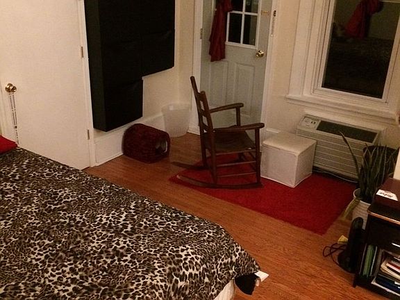4th image of 505 S 42nd St Unit 2R