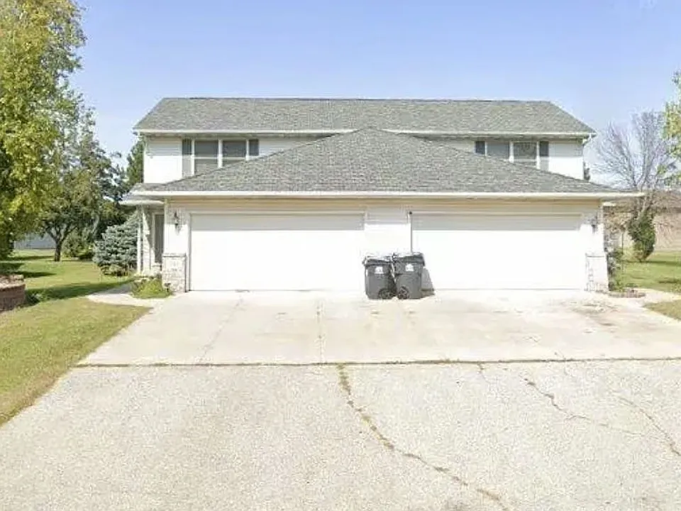 1027 Rock Ledge Ln #1027