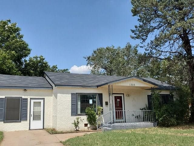 1st image of 1303 E 12th St