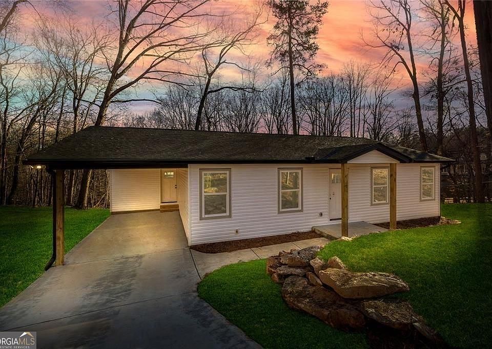 1st image of 3672 Hidden Pond Dr