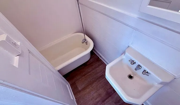 70 Maple St #1RR — Photo 7