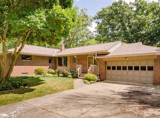9949 W River Rd, Columbia Station, OH 44028