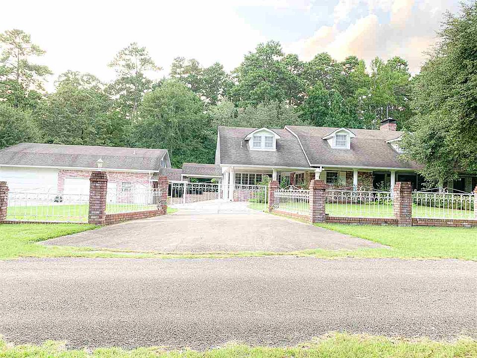 1st image of 110 Forest Dr