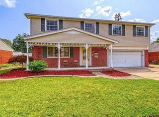 9841 Roosevelt St, Taylor, MI