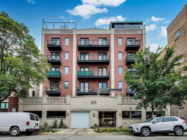 815 N Marshfield Ave APT 301, Chicago, IL 60622