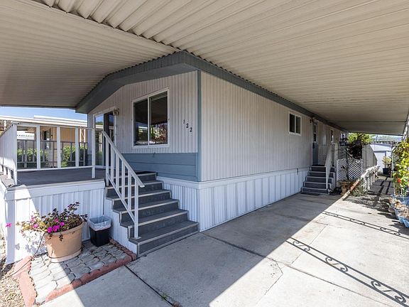 4th image of 122 Pamela Court