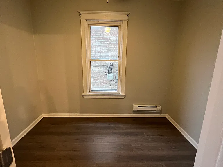 W 61st Pl — Photo 4