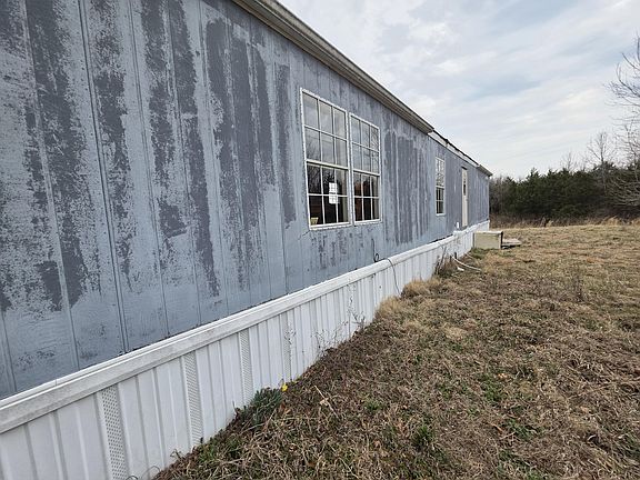 2nd image of 18339 Emmett Kelly Road