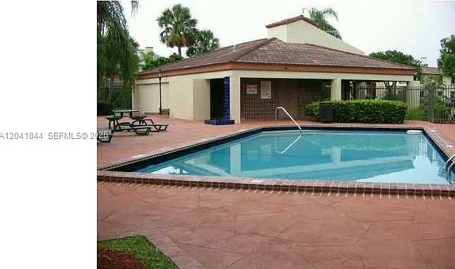 8610 SW 149th Ave #504 — Photo 3